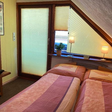 Gemuetliches Zimmer Zentral In Der Lueneburger Heide Шнефердинген Экстерьер фото